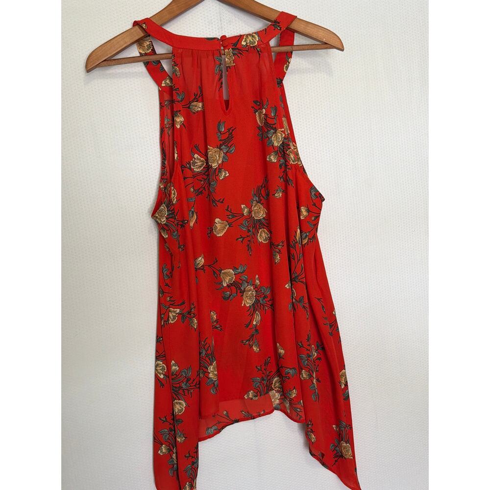 Torrid Women’s Size 0 Red‎ Floral Sleeveless Asymmetrical Tank Blouse Plus - Picture 8 of 10